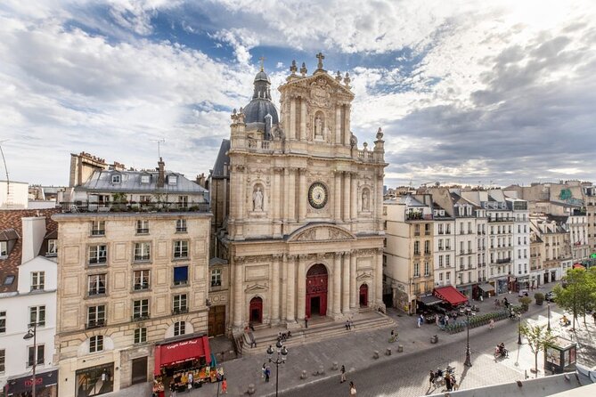 Le Marais Guided Tour and Discover Paris's Trendiest Areas - Centre Pompidou and a bold finish