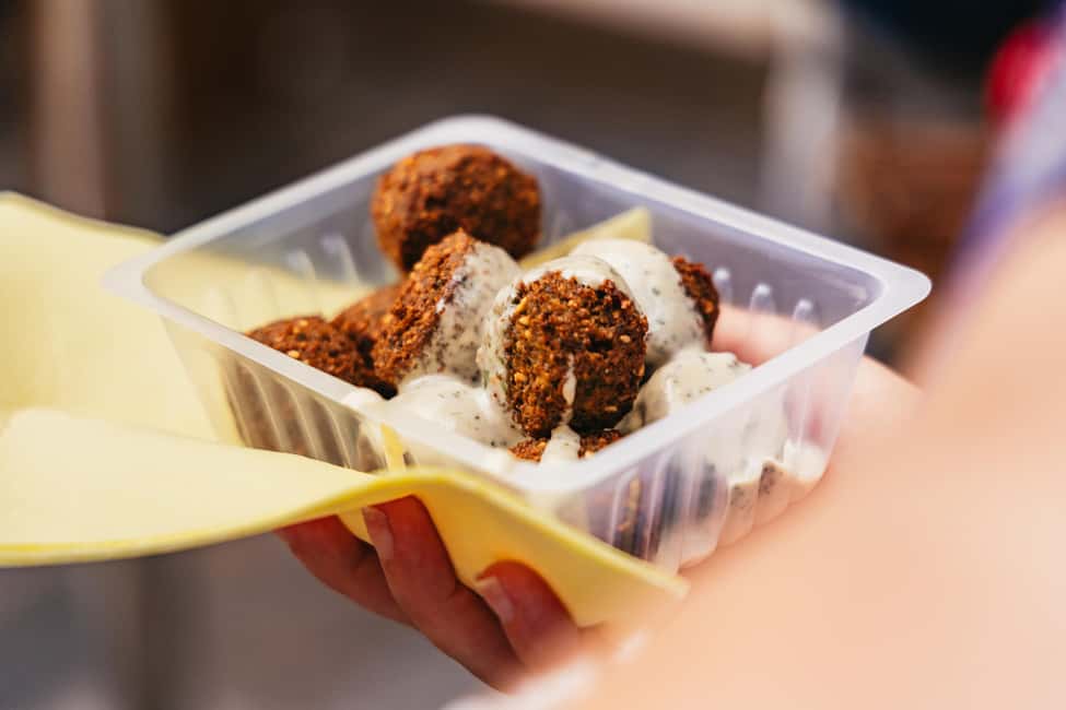 Le Marais Walking Food Tour with Cheese, Wine & Pastries - Price and Value: What You’re Paying For (and Getting)