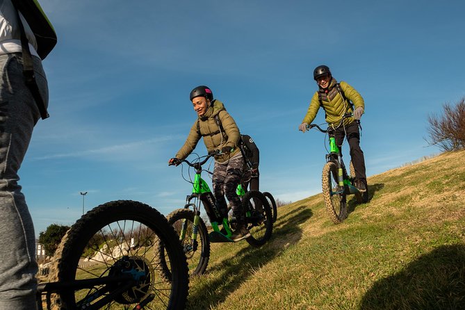 Leisure ride on an electric scooter - Stop 1: Office de Tourisme de Labenne—more than just a meet-up