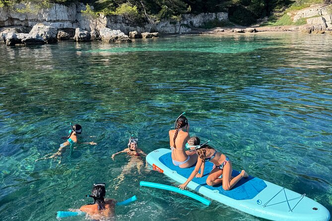 Lérins Islands Sailing Discovery, snorkeling and paddle SUP - Meeting at the port and getting on the right boat