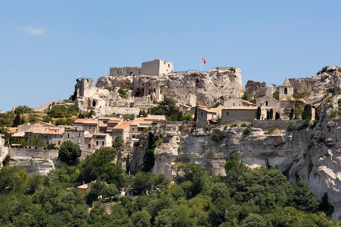 Les Baux de Provence : Wine day Tour : 7 hours - A private vehicle from Marseille changes the day