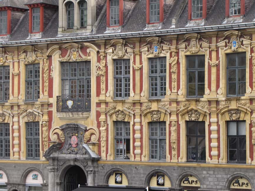 Lille - Private Historic Walking Tour - Finishing in the streets of Vieux Lille