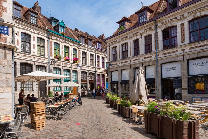 Lille Scavenger Hunt and City Highlights Walking Tour - Key highlights you’ll feel on the streets