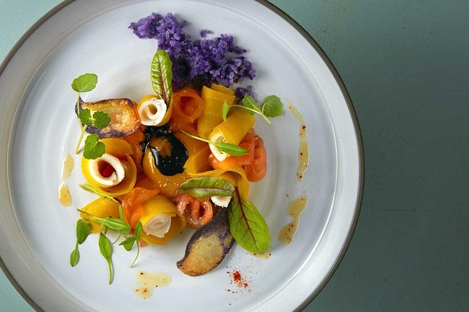 Loire Valley Castles and Wineries Private VIP Day Trip with Lunch - A Two-Hour Michelin-Starred Lunch With Loire Wines