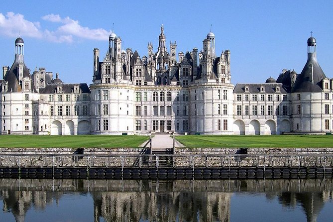 Loire Valley Castles Guided Day Trip from Paris in Minivan - Price and value: what $246.30 buys you