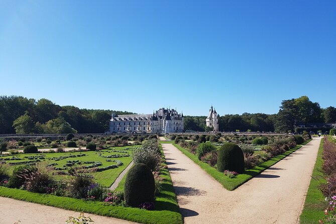 Loire Valley Tour Chambord and Chenonceau from Tours or Amboise - The In-Between Break: How Lunch Works (and What to Pack)