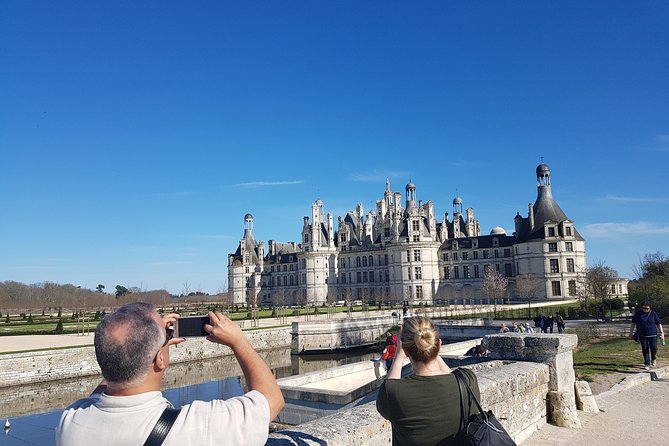 Loire Valley Tour Chambord and Chenonceau from Tours or Amboise - Château de Chambord: Renaissance Architecture You Can Actually Read