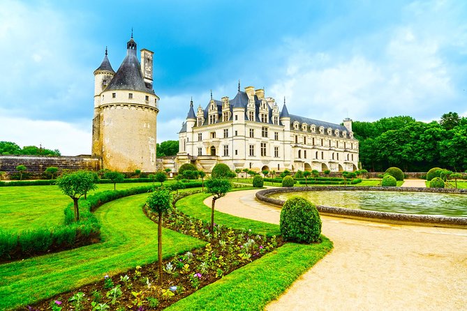Loire Valley Wine and Castles Small-Group Day Trip from Paris - Price and Logistics: What You’re Really Paying For