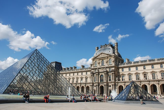 Louvre Access with Mona Lisa Escort or Guided Option - Inside the Louvre: a high-impact route through the museum’s famous rooms