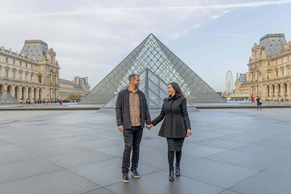 Louvre area photo shoot by Paris photographer - Who should book this experience?