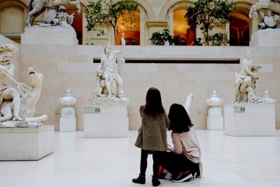 Louvre for Families - The Mona Lisa and Venus de Milo