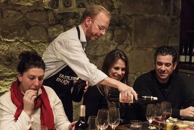Louvre Masterpieces Express Guided Tour & French Wine Tasting - Why this Louvre + French wine combo fits real schedules