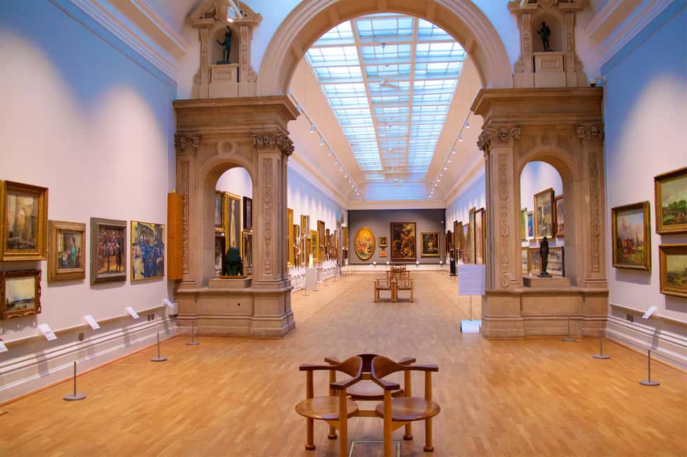 Louvre Masterpieces Private Guided Tour with Reserved Access - Who should book this Louvre experience?