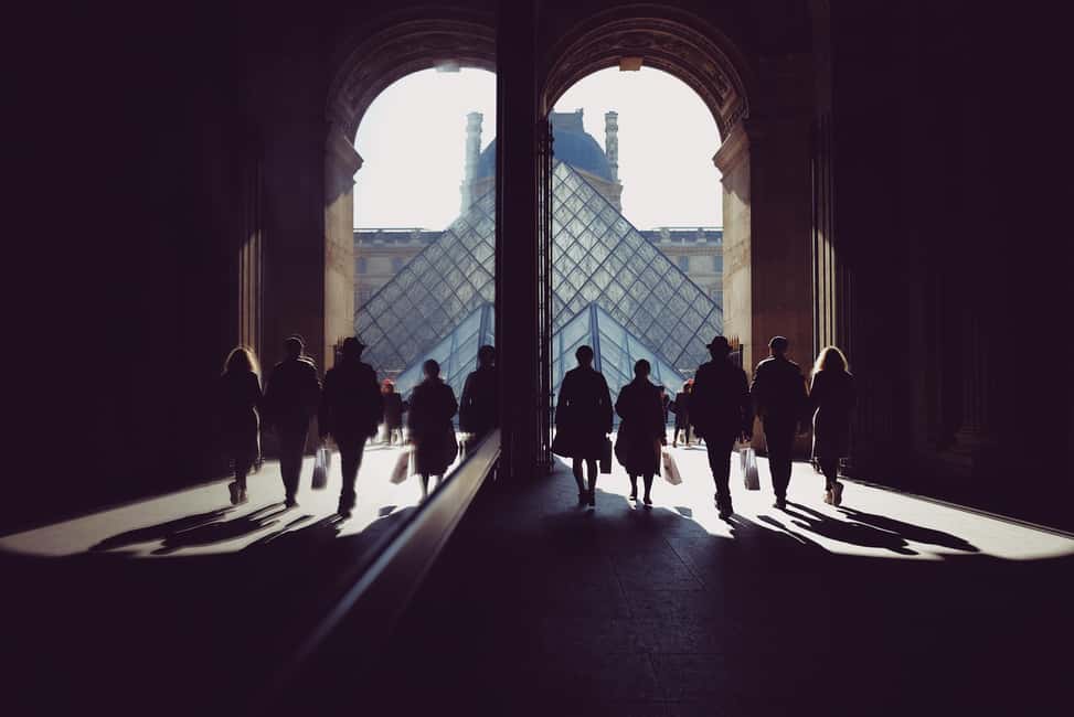 Louvre & Mona Lisa Small Group Tour with Reserved Entry - Winged Victory of Samothrace: the sculpture stop you feel in your feet