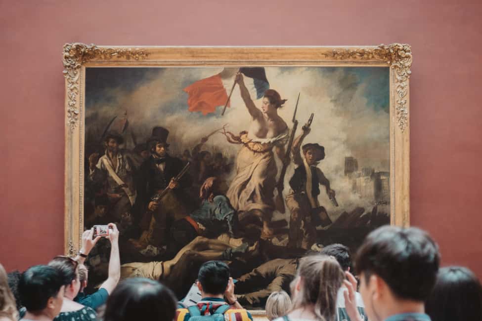 Louvre & Mona Lisa Small Group Tour with Reserved Entry - Arc de Triomphe du Carrousel start: find your staff fast