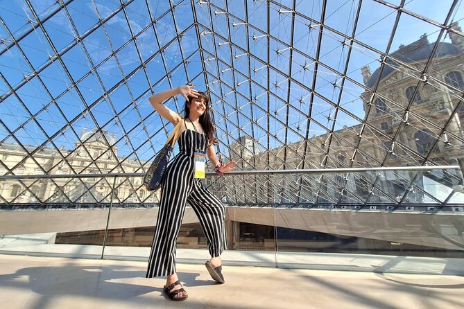 Louvre Museum Guided Tour with Artist - Small-group pacing: how “max 6 or 7” helps you actually enjoy it