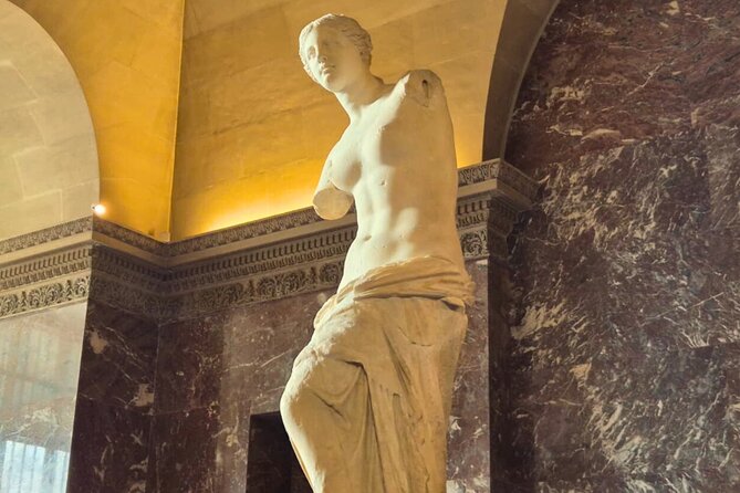 Louvre Museum Masterpieces Guided Tour in Small Group with Access - Free time after the tour: use it to slow down, not to panic