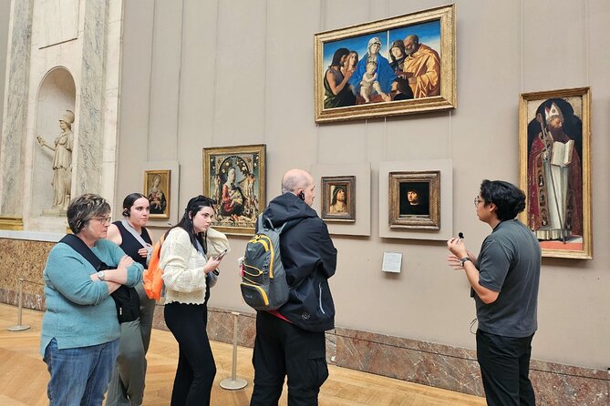 Louvre Museum Masterpieces Guided Tour in Small Group with Access - Who should book this Louvre masterpiece tour