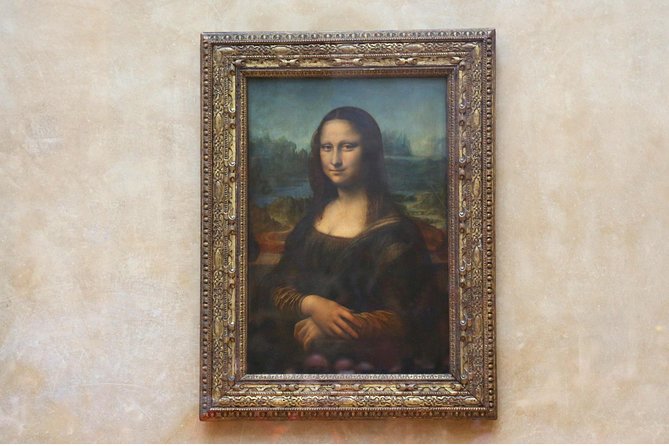 Louvre Museum Masterpieces Guided Tour with Access - The real-world experience: what different guides tend to do best