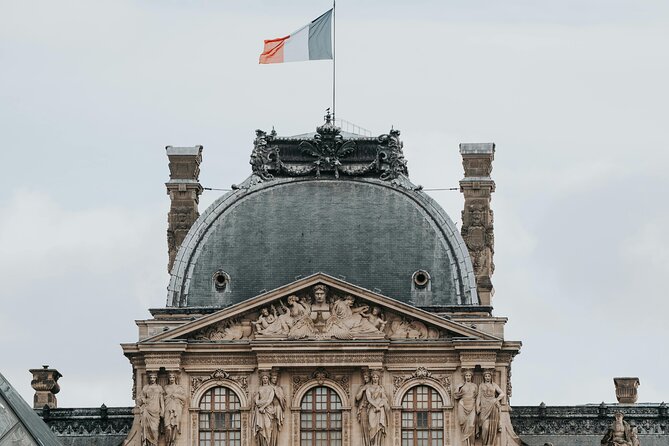 Louvre Museum Tour with Audio Guide & Optional Seine Cruise - Adding the Seine cruise from the Eiffel Tower