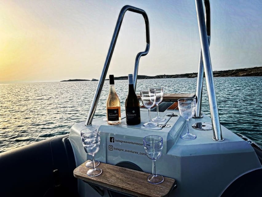 Lumio: Sunset Boat Tour in the Bay of Calvi - FAQ