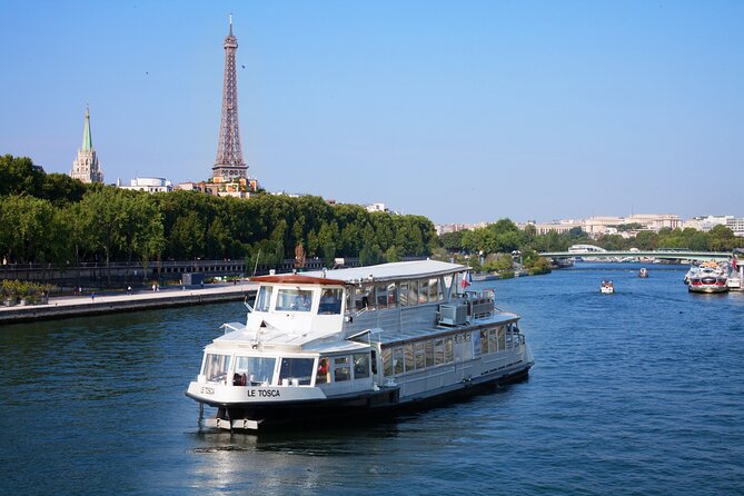 Lunch Cruise Check-out from the Eiffel Tower - Why this lunch cruise is a great use of your Paris time