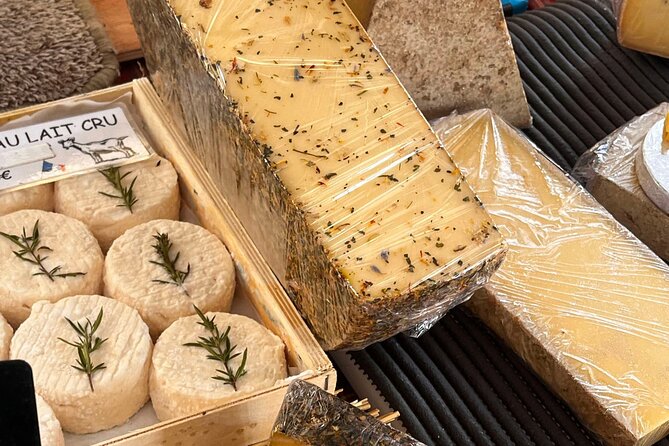 Lunch in Provence: Discovering Local Flavors in Aix-en-Provence - Starting in Aix: where the lunch tour begins at Pl. Richelme