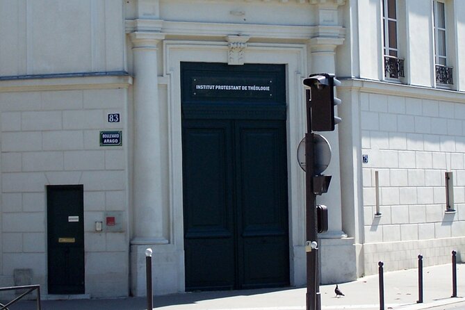 Lupin's Footsteps: A Self-Guided Walking Tour in Paris - Four centuries around Cluny and Cochin
