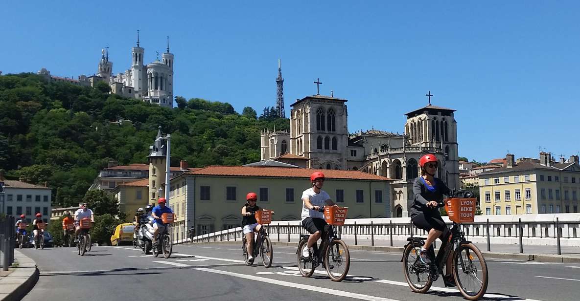 Lyon: 2-Hour Electric Bike Tour with a Local Guide - Meeting Near Palais de Justice and Getting Fitted on the Spot