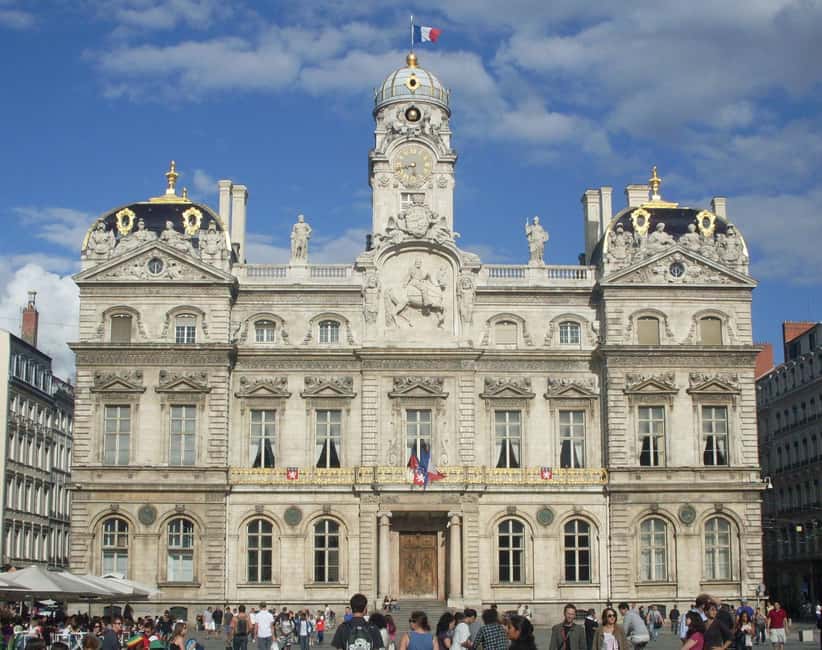 Lyon: City Highlights Walking Tour - Starting points: Place Saint-Jean or Place Bellecour