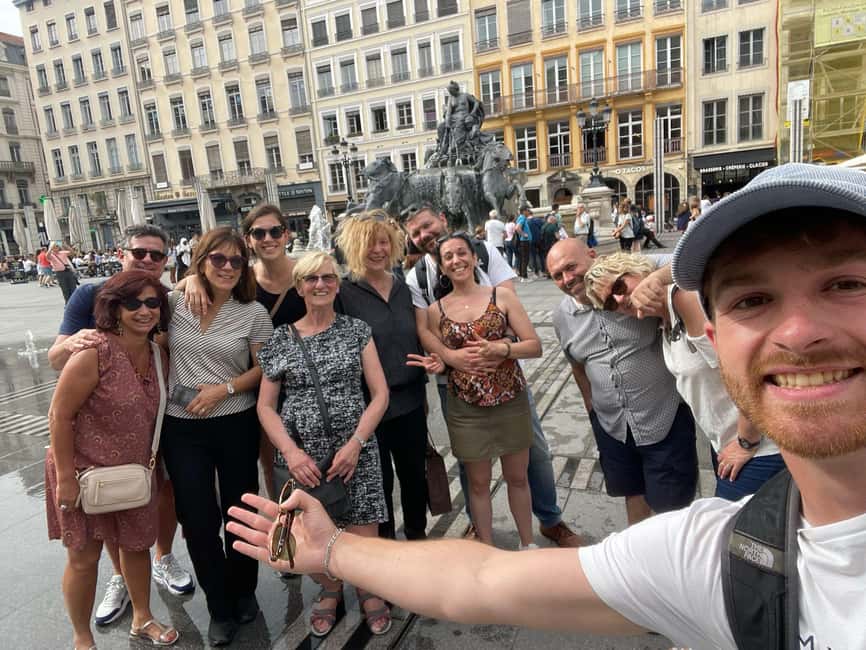 Lyon: City Highlights Walking Tour - Funicular tickets and photo stops: the small extras that save your time