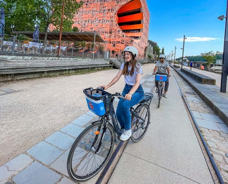 Lyon: Guided City Bike Tour - Price and value: how $56 buys a guided Lyon map