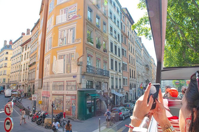 Lyon Hop-On Hop-Off Tour with Audio Commentary - Route Overview: How the Lyon Loop Actually Plays Out