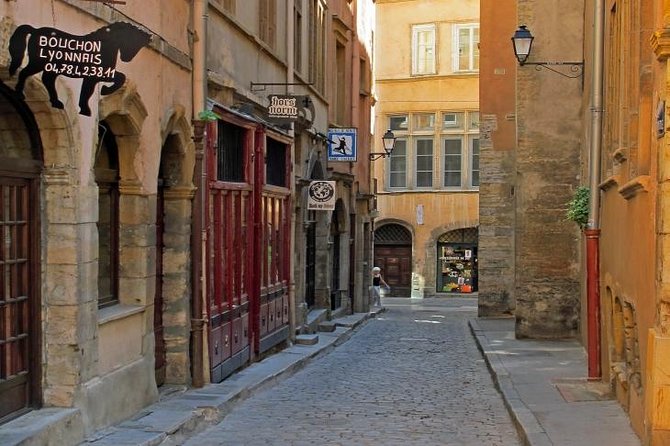 Lyon Old District : Private Walking Tour - Why Lyon’s traboules make this short walk worthwhile