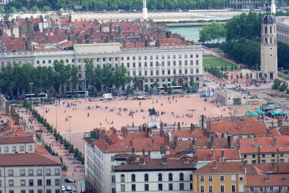 Lyon: Private custom tour with a local guide - The guide’s added value: advice you’ll actually use