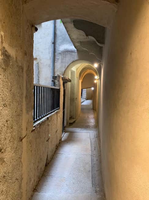 Lyon: Private Walking Tour of "Traboules" in the Old Town - Should you book the Lyon private traboules walking tour