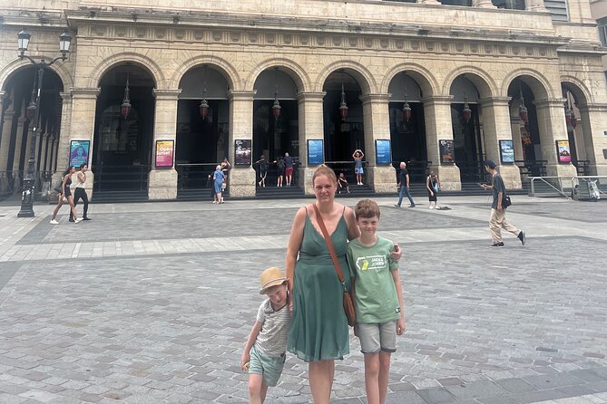 Lyon Scavenger Hunt and Sights Self-Guided Tour - Why the flexible timing matters