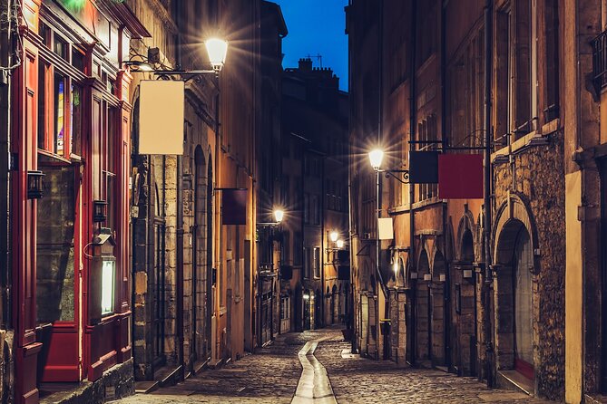 Lyon Sunset Food Tour – A Full Taste of France by Do Eat Better - Traboules Walk + Quenelle in a Bouchon Restaurant