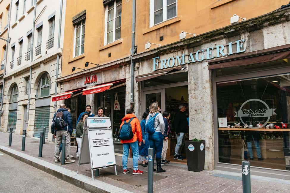 Lyon: Vieux Lyon Food Tasting Walking Tour - Price and Value: Why $104 Can Be a Smart Move in Lyon