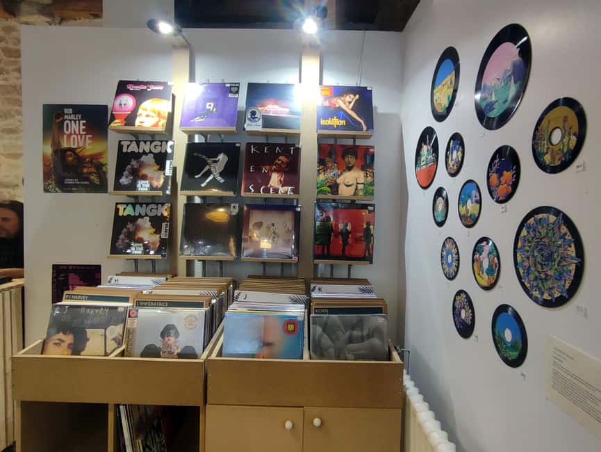 Lyon: Wine Tasting & Vinyl Record Experience - What the $153 price really covers