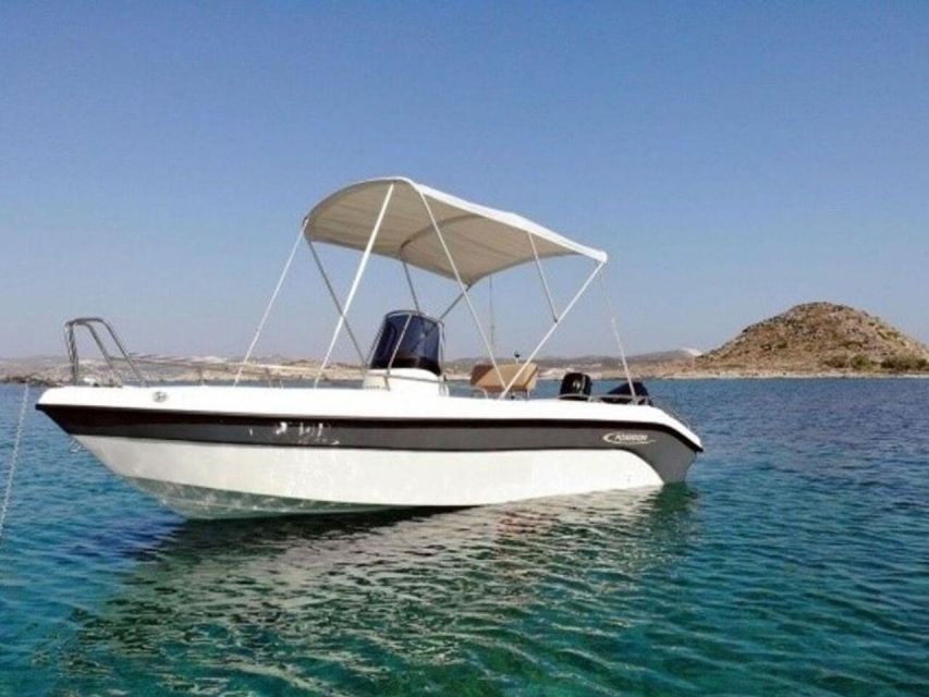 Mandelieu and the Esterel Mountain by Boat without a License - Getting comfortable with the boat and controls