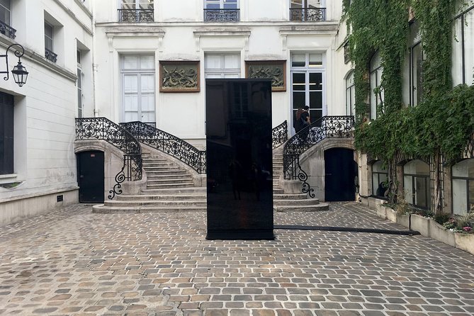 Marais Gallery Walk - Private Tour - Price, private format, and practical value