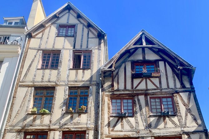 Marais Tour With a Local - Stop 2: Place des Vosges (Built 1605) and Why the Square Feels Different