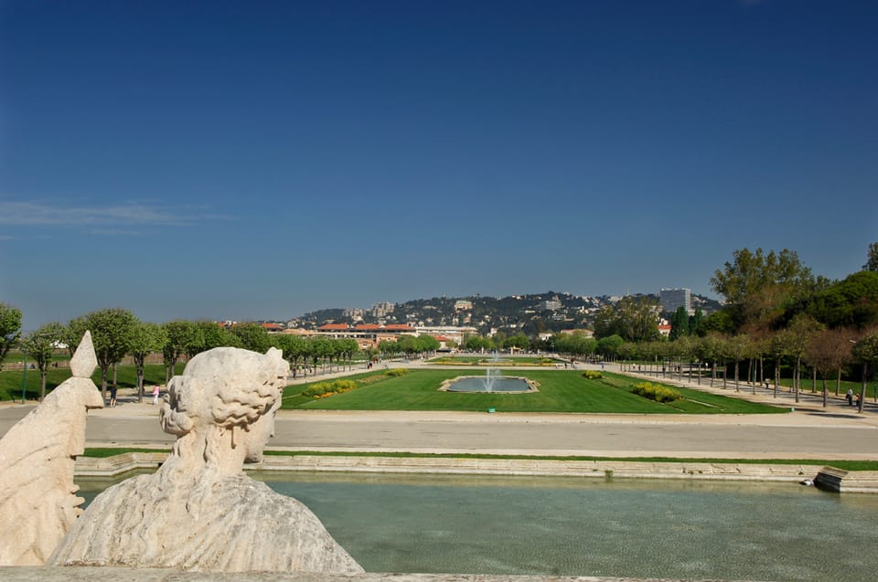 Marseille: 24, 48, or 72-Hour CityPass with Public Transport - Tourist train and Colorbüs: two ways to see Marseille without getting lost