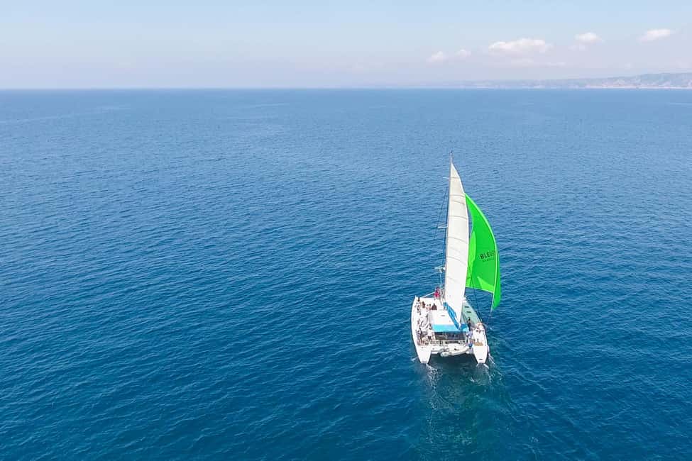 Marseille: Calanques Catamaran Cruise, Picnic, & Swimming - Riou Island Stop: Photos, Sea Views, and Swim-Friendly Timing