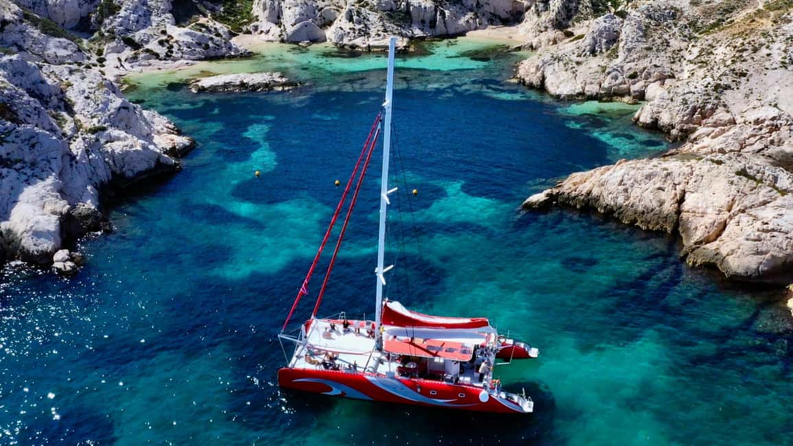 Marseille : Calanques Catamaran Cruise with Lunch & Wine - Why the 30-person Calanques catamaran feels like a better day