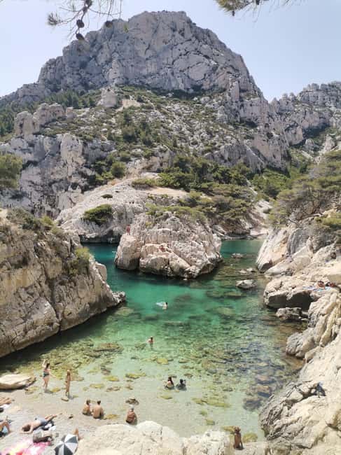 Marseille: Calanques National Park Guided Hike with Picnic - Calanques National Park with picnic: what makes this hike worth your morning
