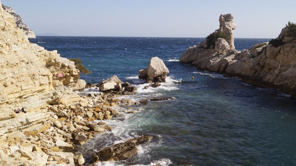 Marseille: Calanques National Park Guided Hike with Picnic - The mistral wind and the swim break: how conditions change the mood