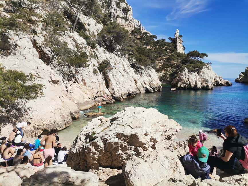Marseille: Calanques National Park Guided Hike with Picnic - Difficulty: who this hike suits (and who should skip it)