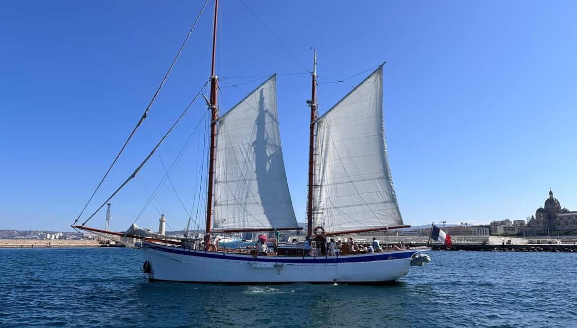 Marseille: Calanques Sailing Cruise with Lunch and Wine - Snorkeling gear included: how the water break actually works